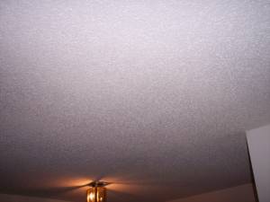 Picture of ceiling drywall crack repaired by Waddill Services, LLC in Des Moines, Iowa 3