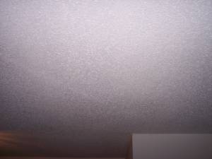 Picture of ceiling drywall crack repaired by Waddill Services, LLC in Des Moines, Iowa 4