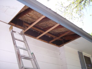 Picture of soffit repair by Waddill Services, LLC in Des Moines, Iowa 3