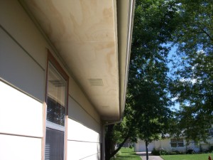 Picture of soffit repair by Waddill Services, LLC in Des Moines, Iowa 6