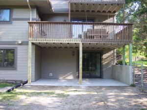 Picture of new patio and retaining wall by Waddill Services, LLC in Des Moines, Iowa 17